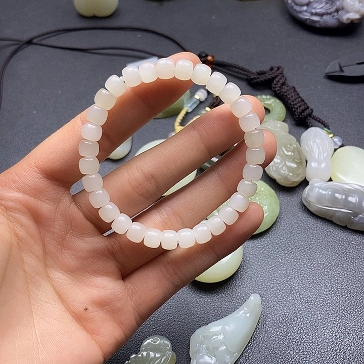 颈饰未镶嵌和田玉m****L