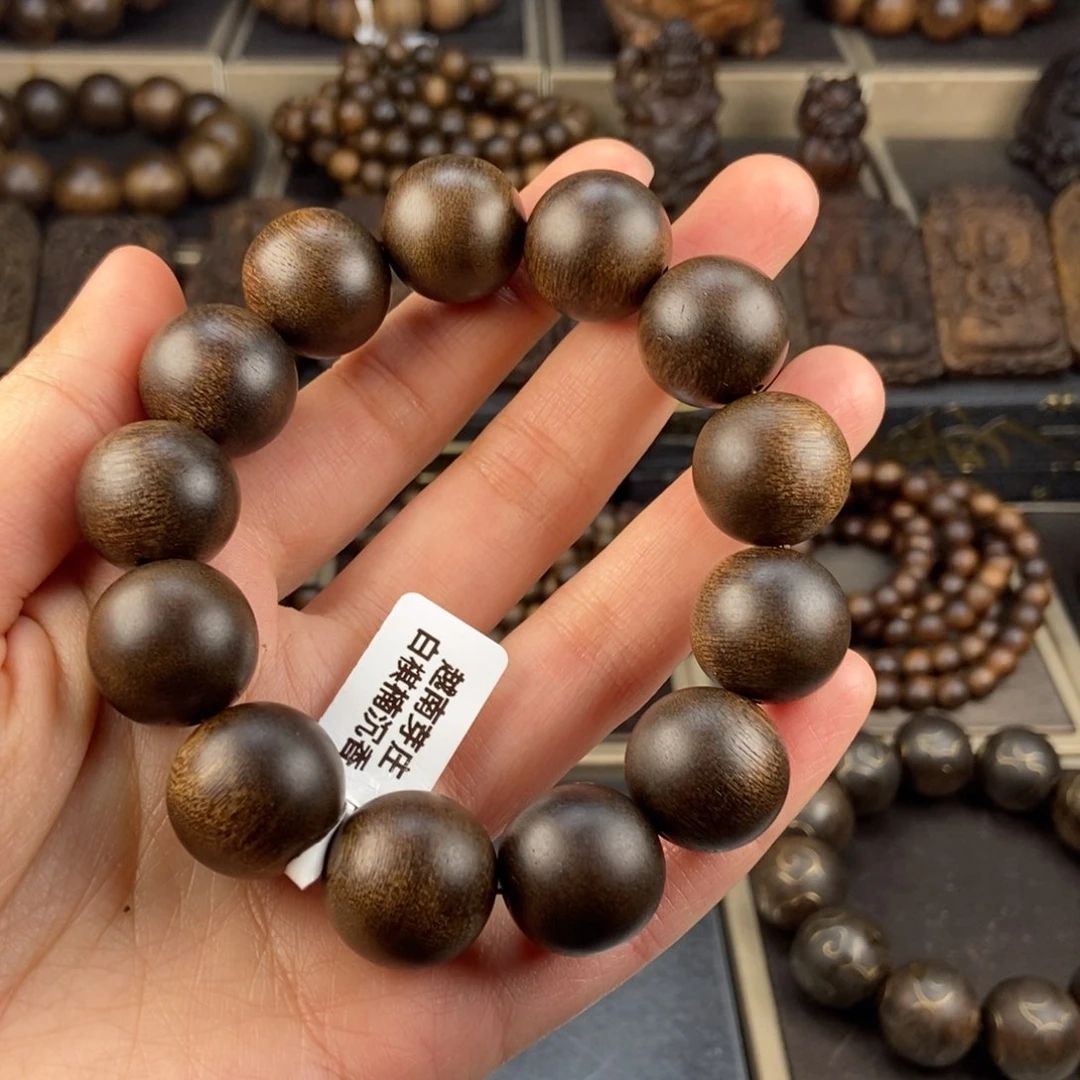 沉香手串宝*越南芽庄白棋楠