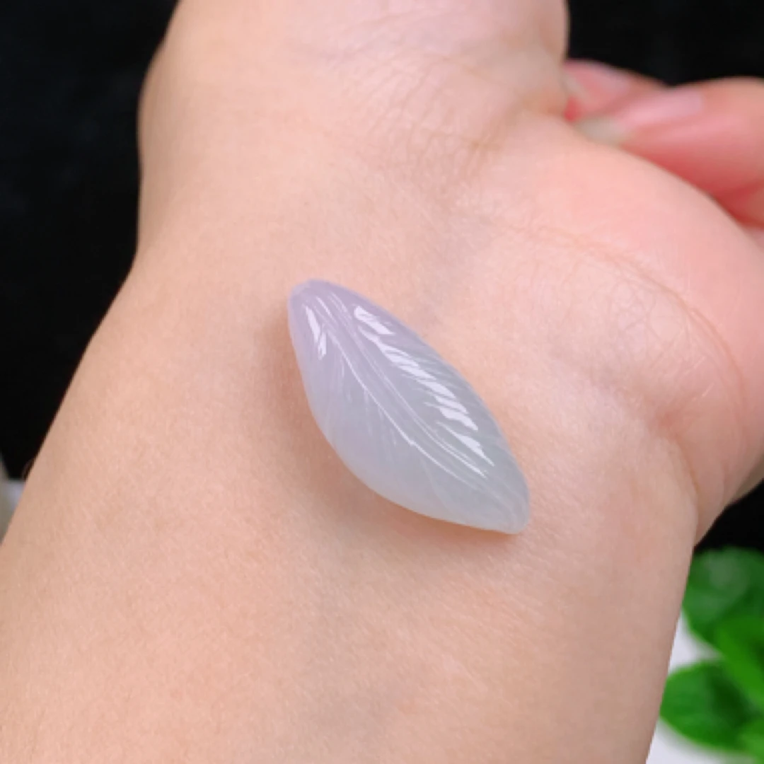 天然翡翠A货送冰润细腻羽毛玉坠吊坠