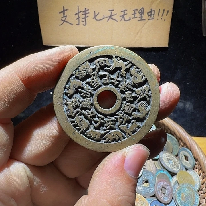 沉***默小李小李手机工艺品挂件035