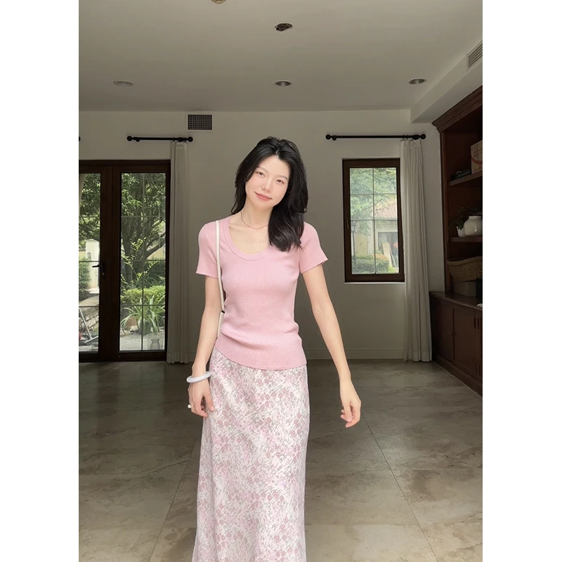 郭九九呢 羊毛桑蚕丝法式U领显瘦针织短袖碎花半身裙 G924A05639