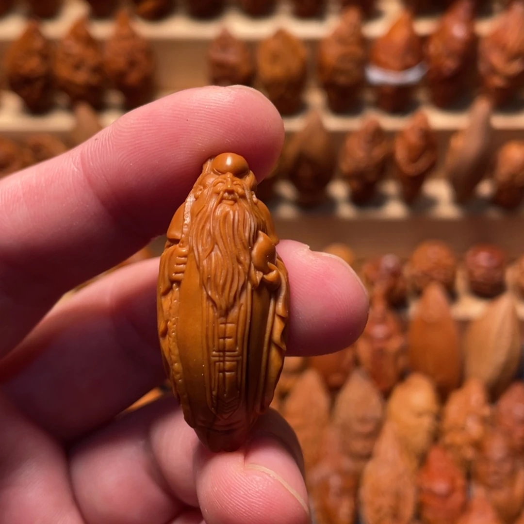 橄榄核吊坠长寿星