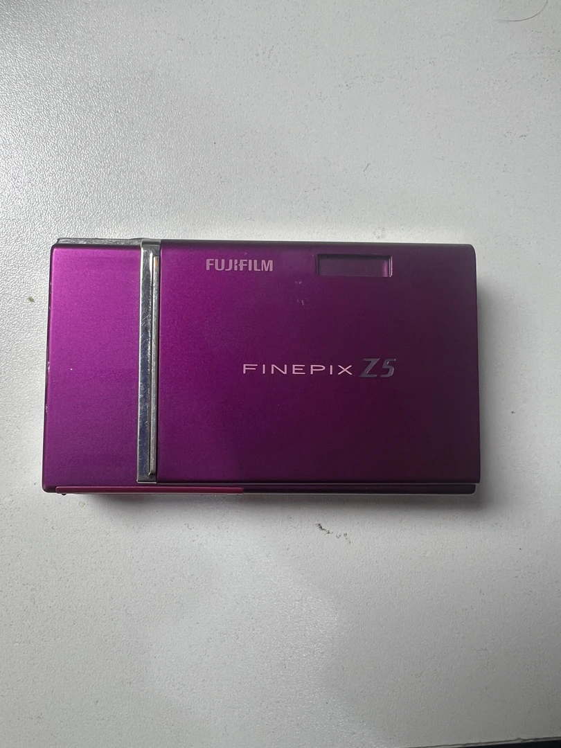 9新 Fujifilm/富士 富士Z5  无问题不退不换 直播间为准 二手相机