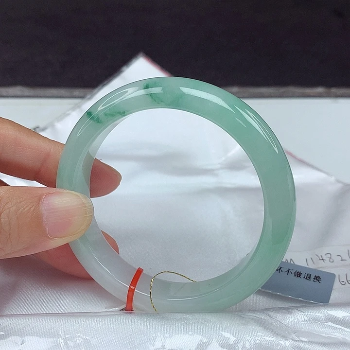翡翠未镶嵌手镯56圈4826