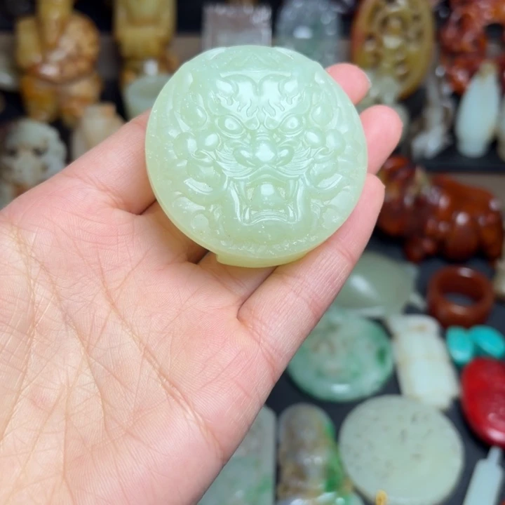 和田玉（糖玉）未镶嵌挂件