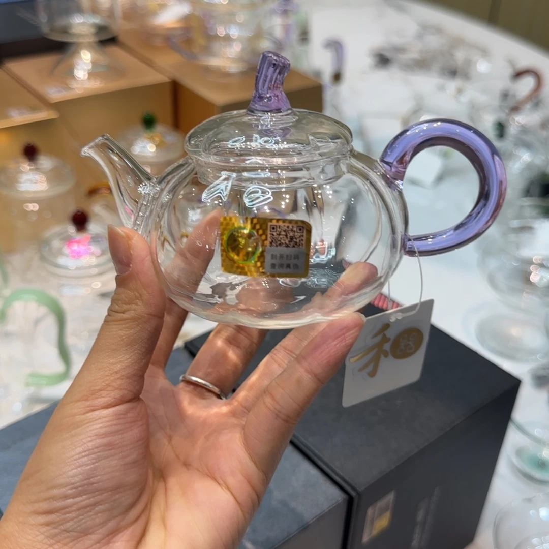 不***˗禾器浅紫色福蔓壶