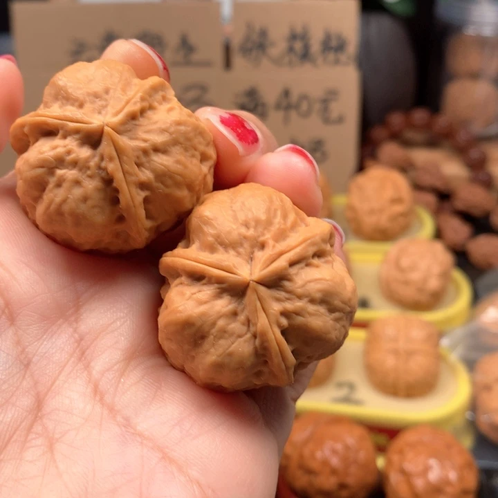 桃核把件水晶三棱36持寸