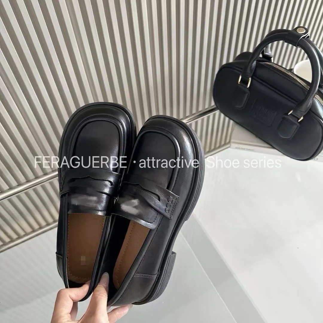 法拉姿-一脚蹬百搭软底复古乐福鞋#628856