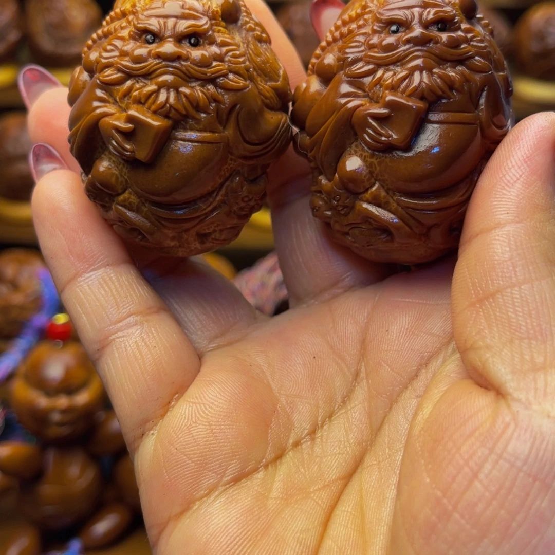 吊坠橄榄核大钟馗手球