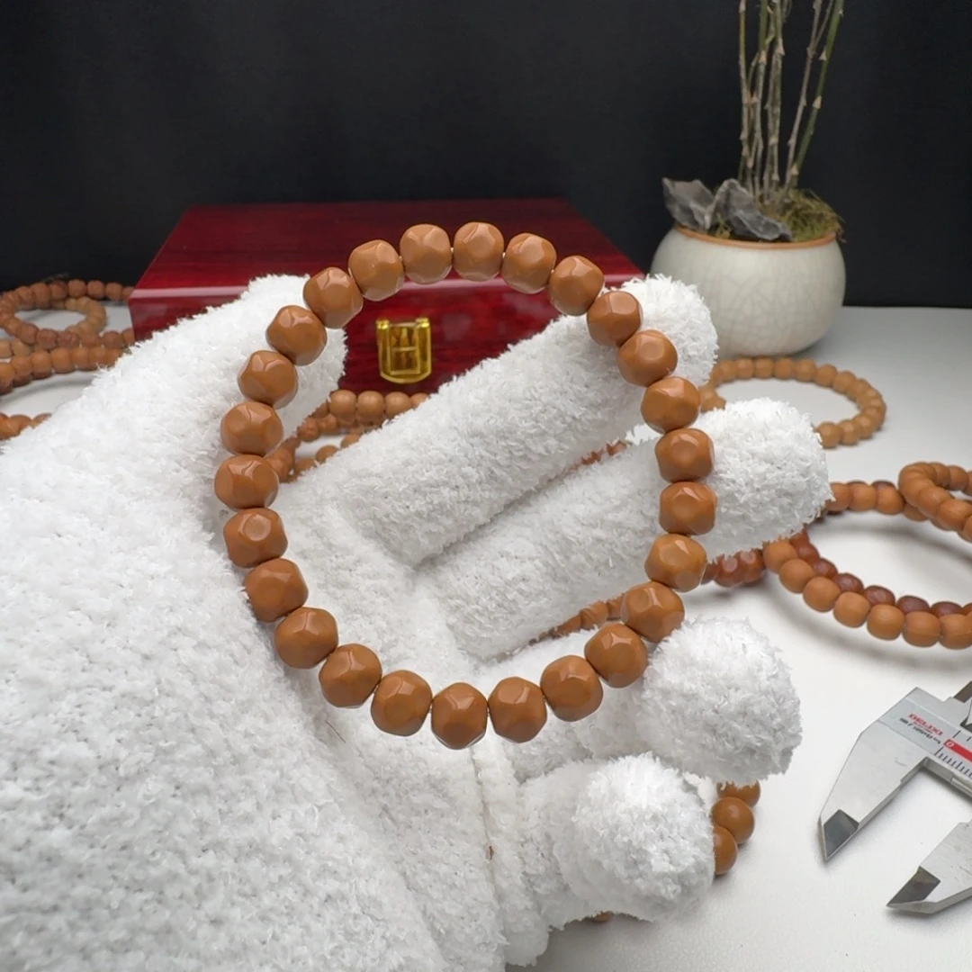 豪***连猴头核桃手串奶酪