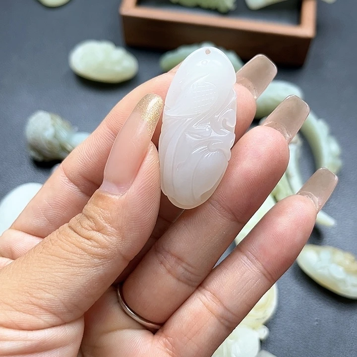 【闪购商品】颈饰未镶嵌和田玉