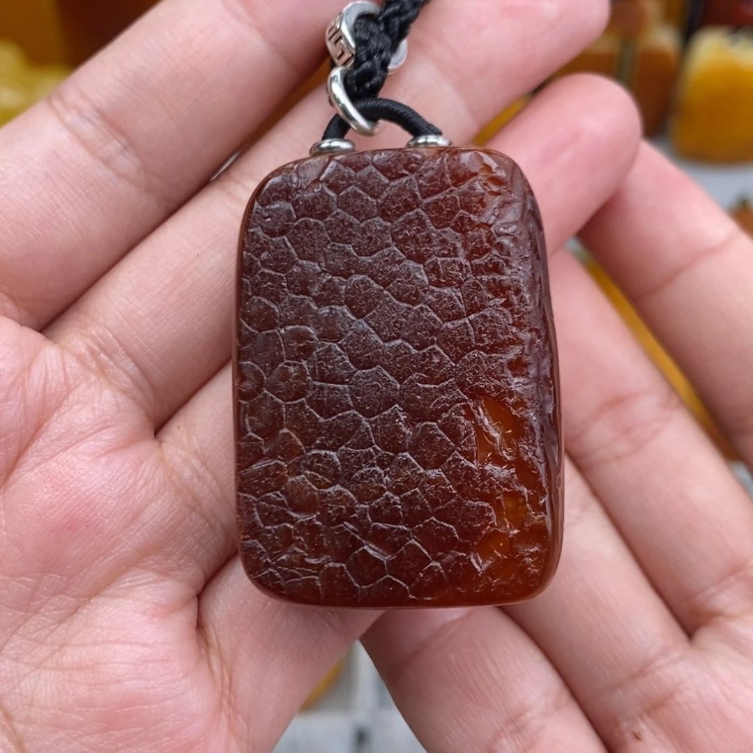 琥珀吊坠(赠链)未镶嵌