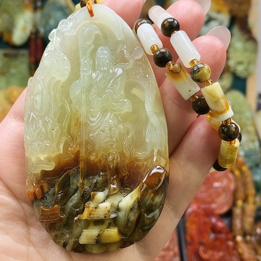 蛇纹石玉未镶嵌颈饰特价关公