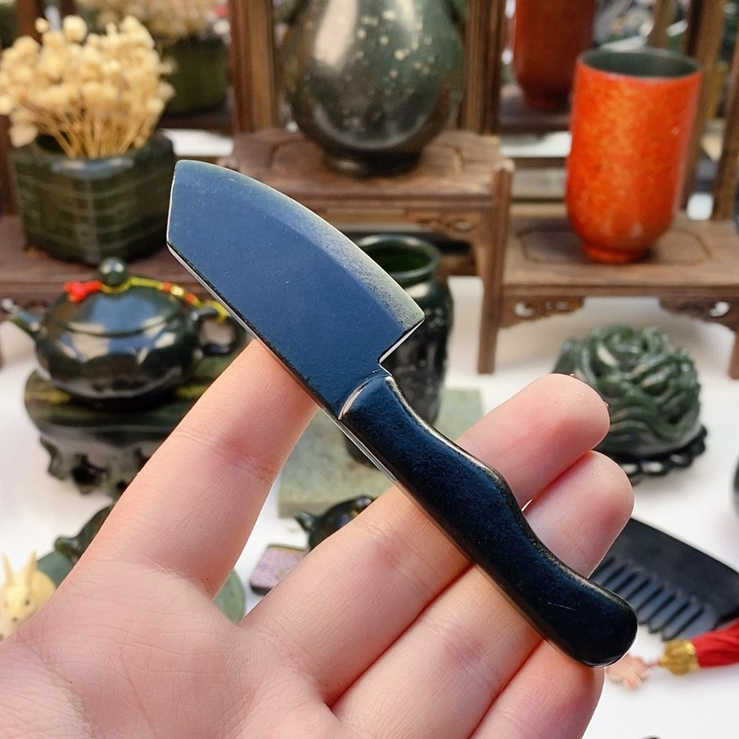 未镶嵌和田玉（青玉）把件