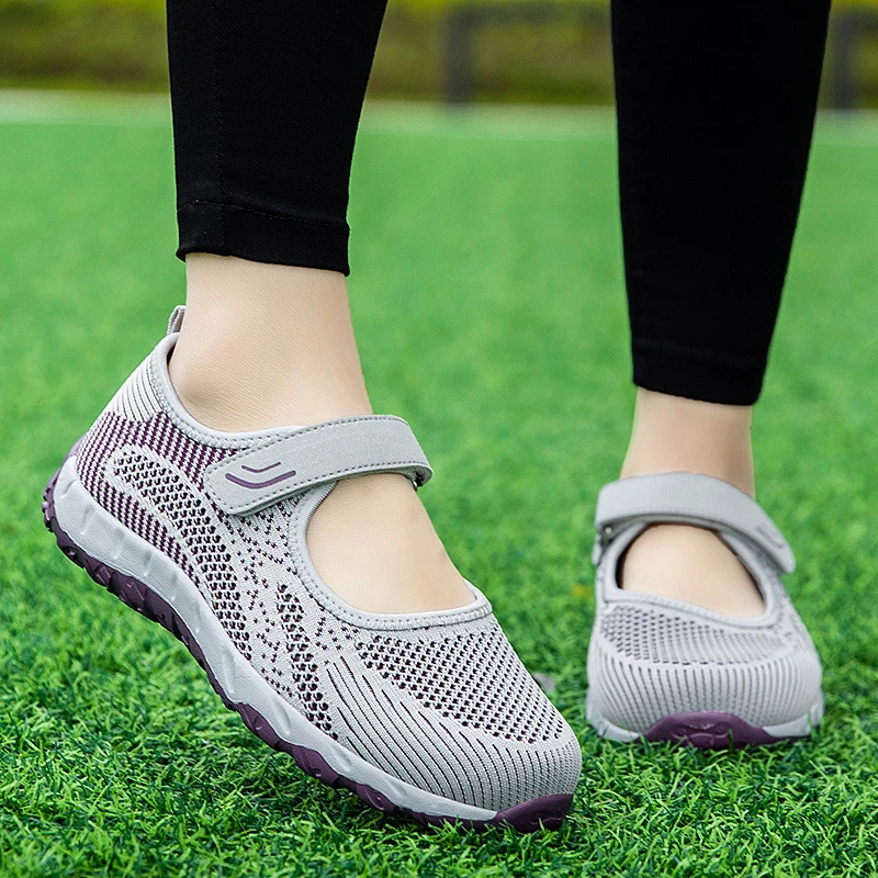 足力健安全老人鞋大脚骨专用妈妈鞋夏季镂空网鞋脚胖宽加宽一脚蹬