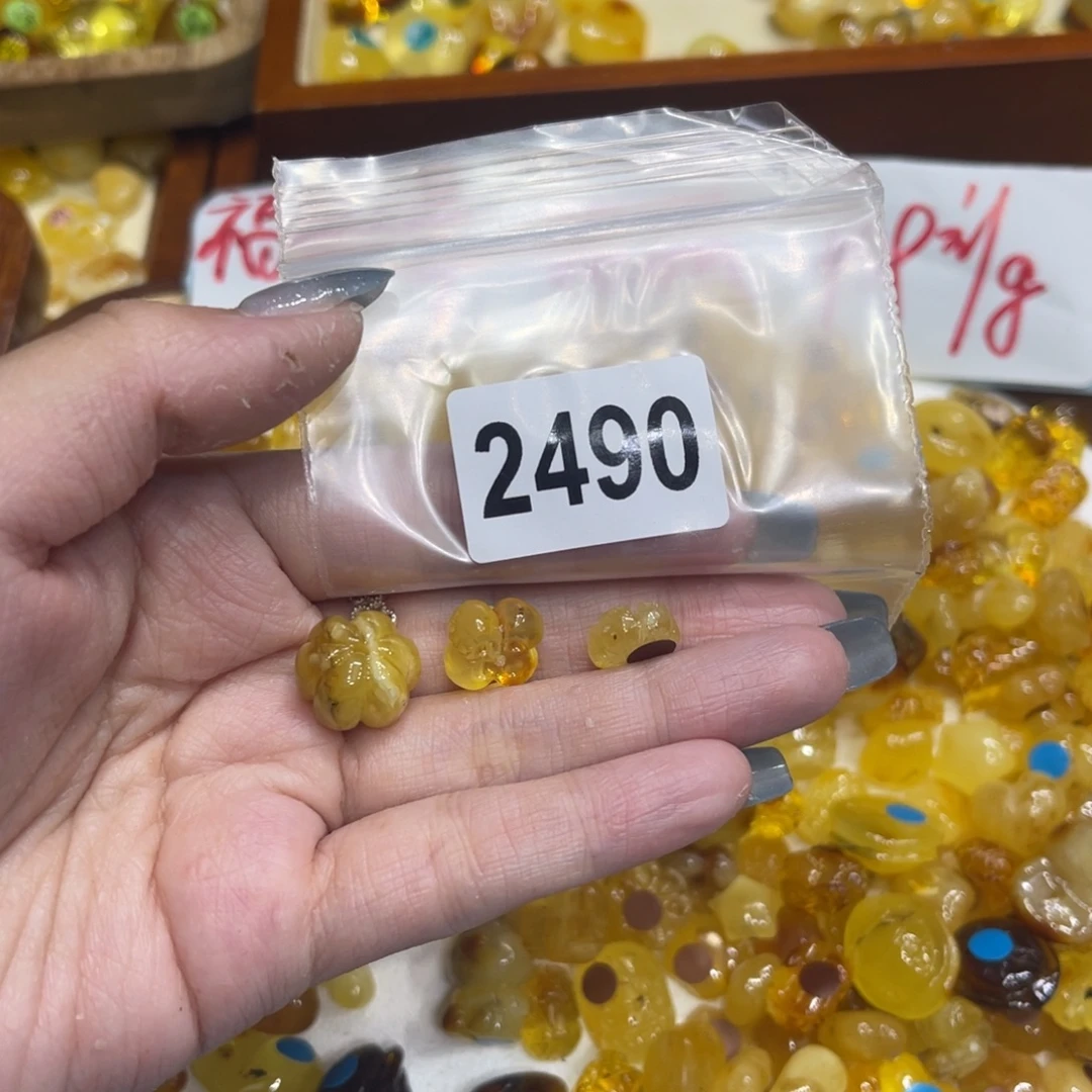 琥珀颈饰未镶嵌亲亲