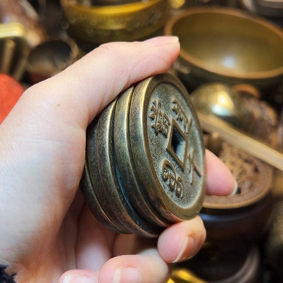 精美铜器工艺品等