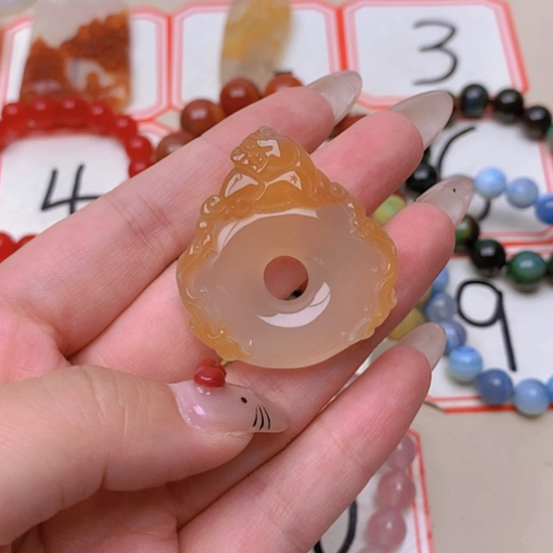 【闪购商品】玛瑙/玉髓未镶嵌珠宝半成品爱****叶