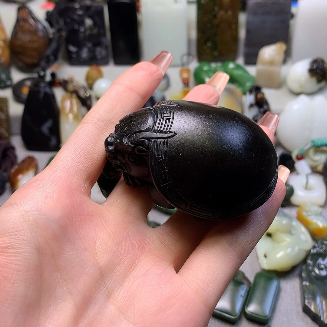 颈饰未镶嵌和田玉悟*?