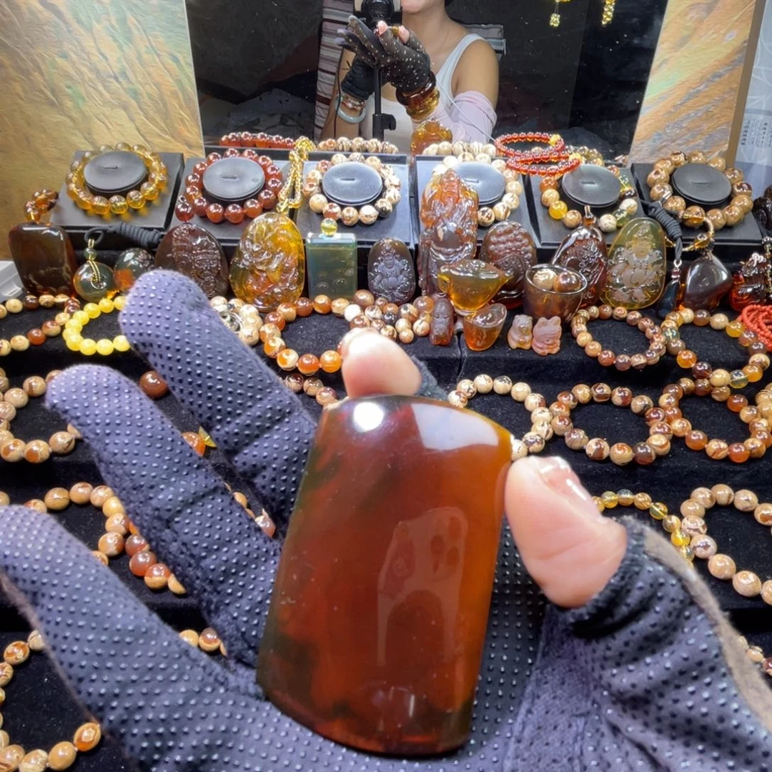 琥珀未镶嵌手串牌子