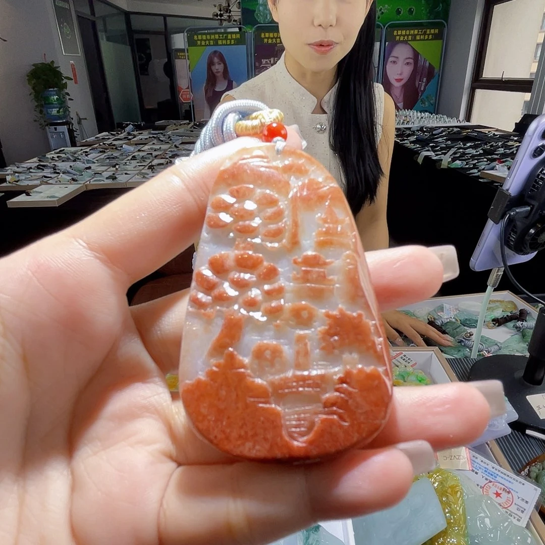颈饰未镶嵌翡翠一个
