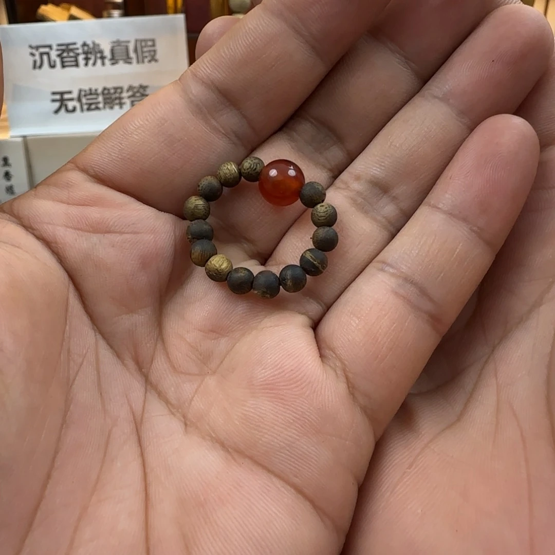 禾***灵沉香碎屑沉香戒指