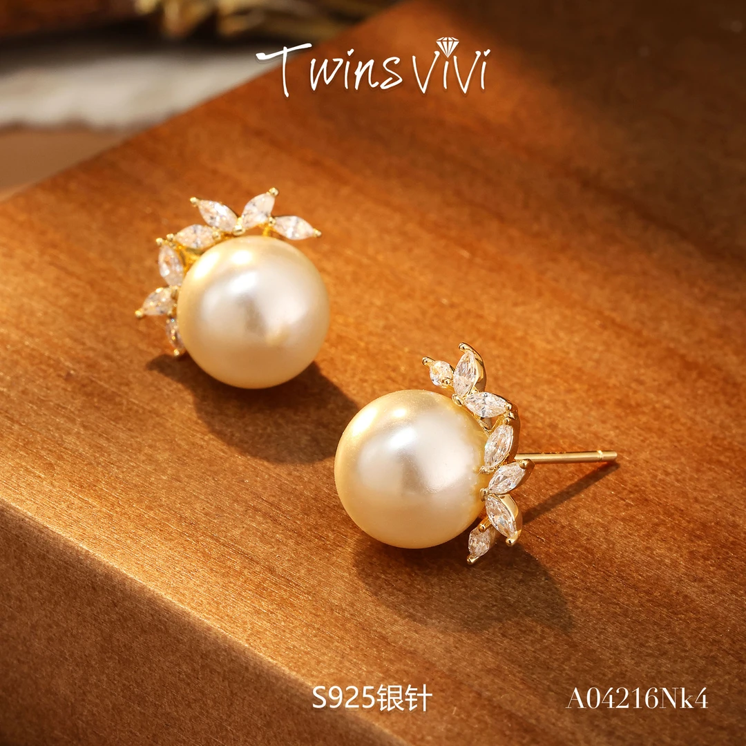 TWINS VIVI 铜合金仿珍珠耳饰 香槟色橄榄枝耳钉/A04216