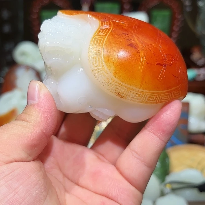 和田玉未镶嵌把件