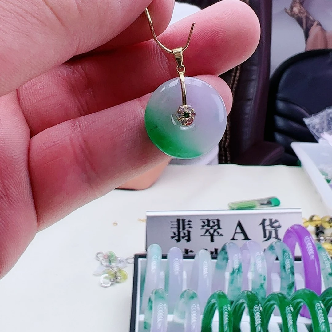 翡翠吊坠(赠链)银S925镶嵌