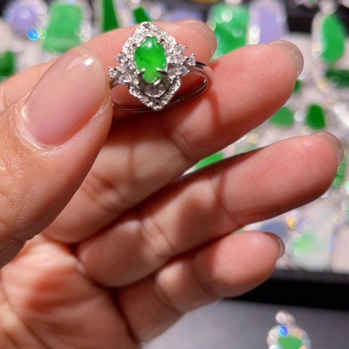 翡翠戒指银S925镶嵌精品