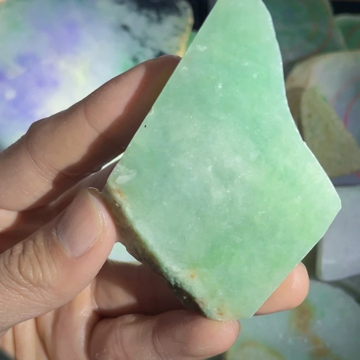 翡翠未镶嵌挂件片料