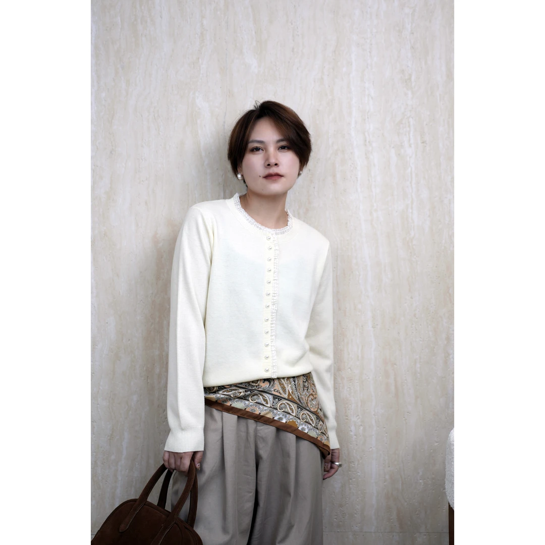MGN25早秋新款[小香风蕾丝边珍珠扣]长袖圆领气质时尚毛针织开衫