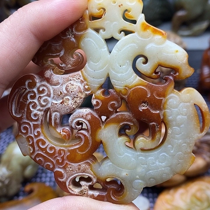 未镶嵌蛇纹石玉颈饰