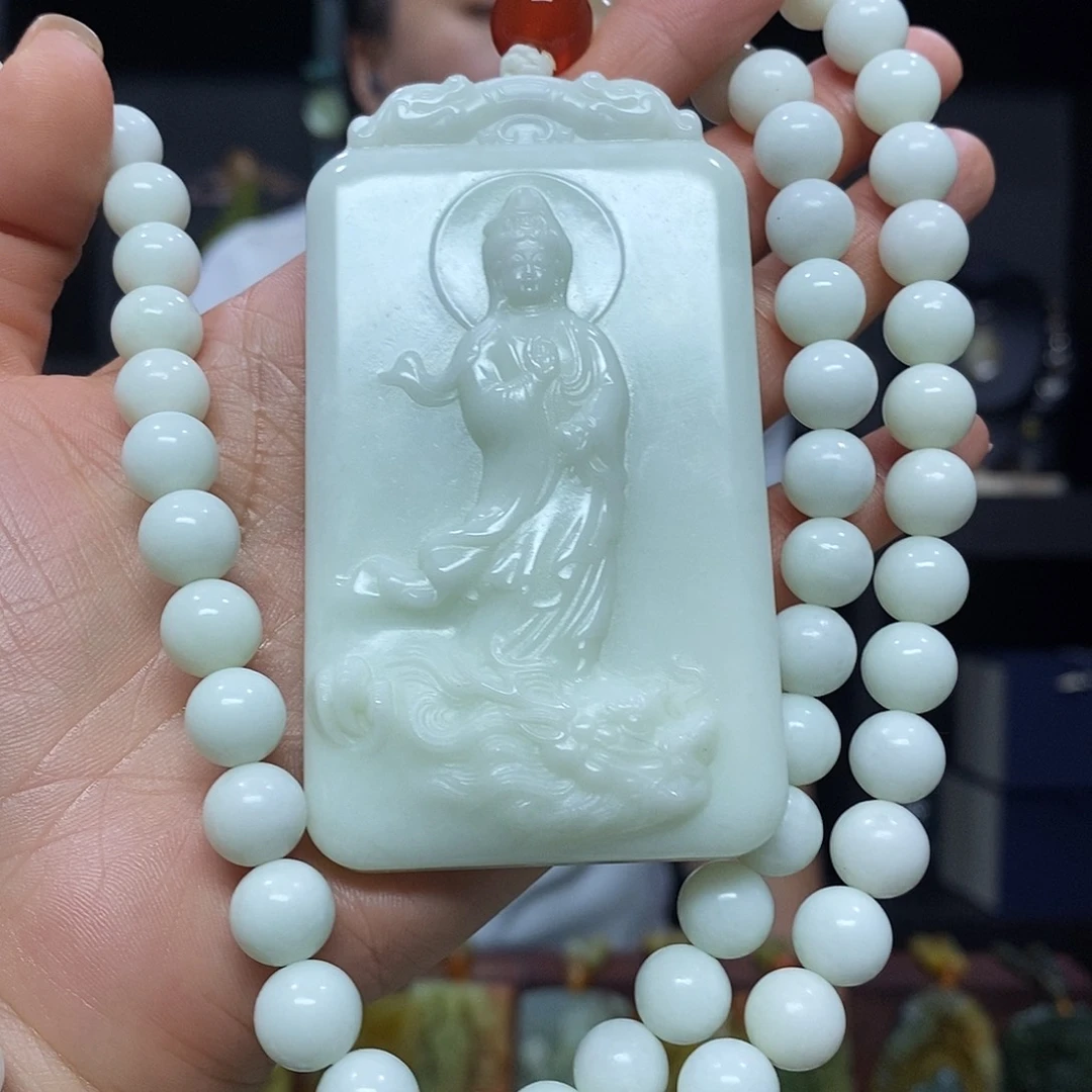 未镶嵌岫玉挂件吊坠