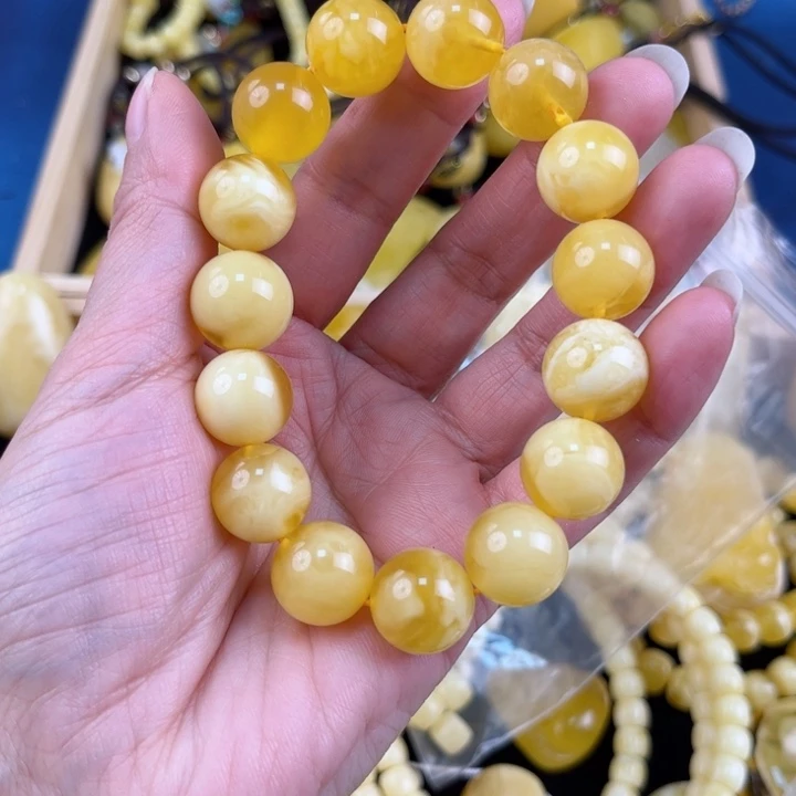 琥珀珠宝奇石未镶嵌一***.琥珀，