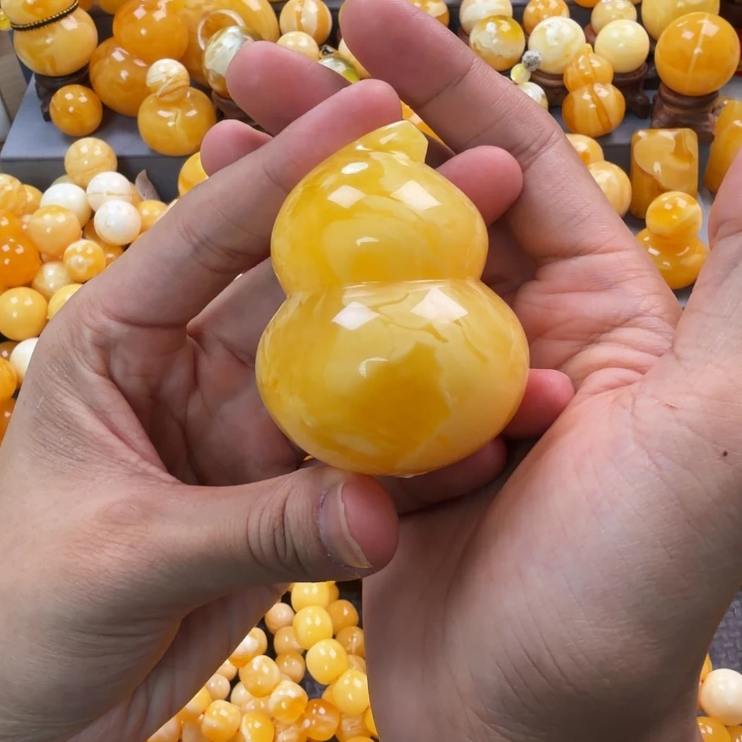 琥珀未镶嵌珠宝奇石