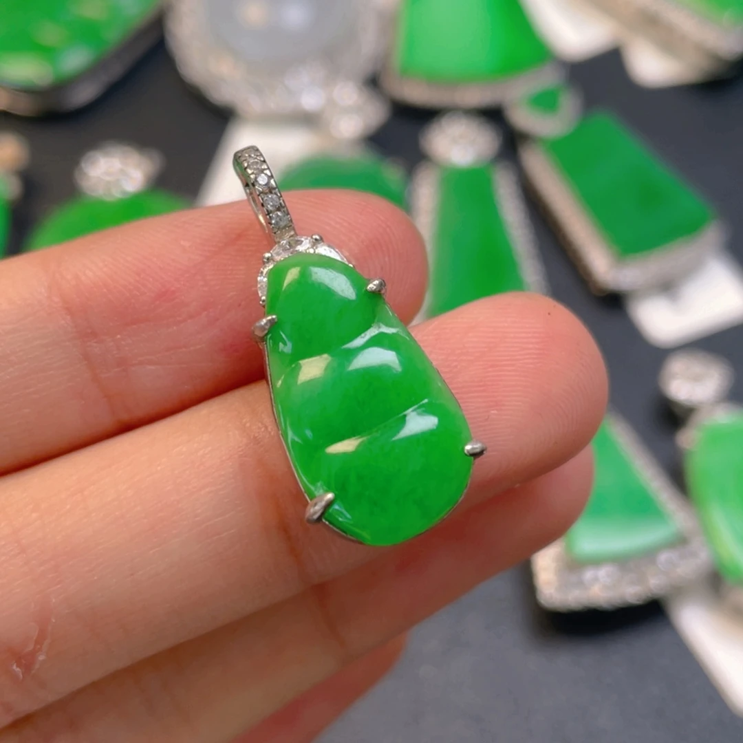 翡翠银S925镶嵌颈饰