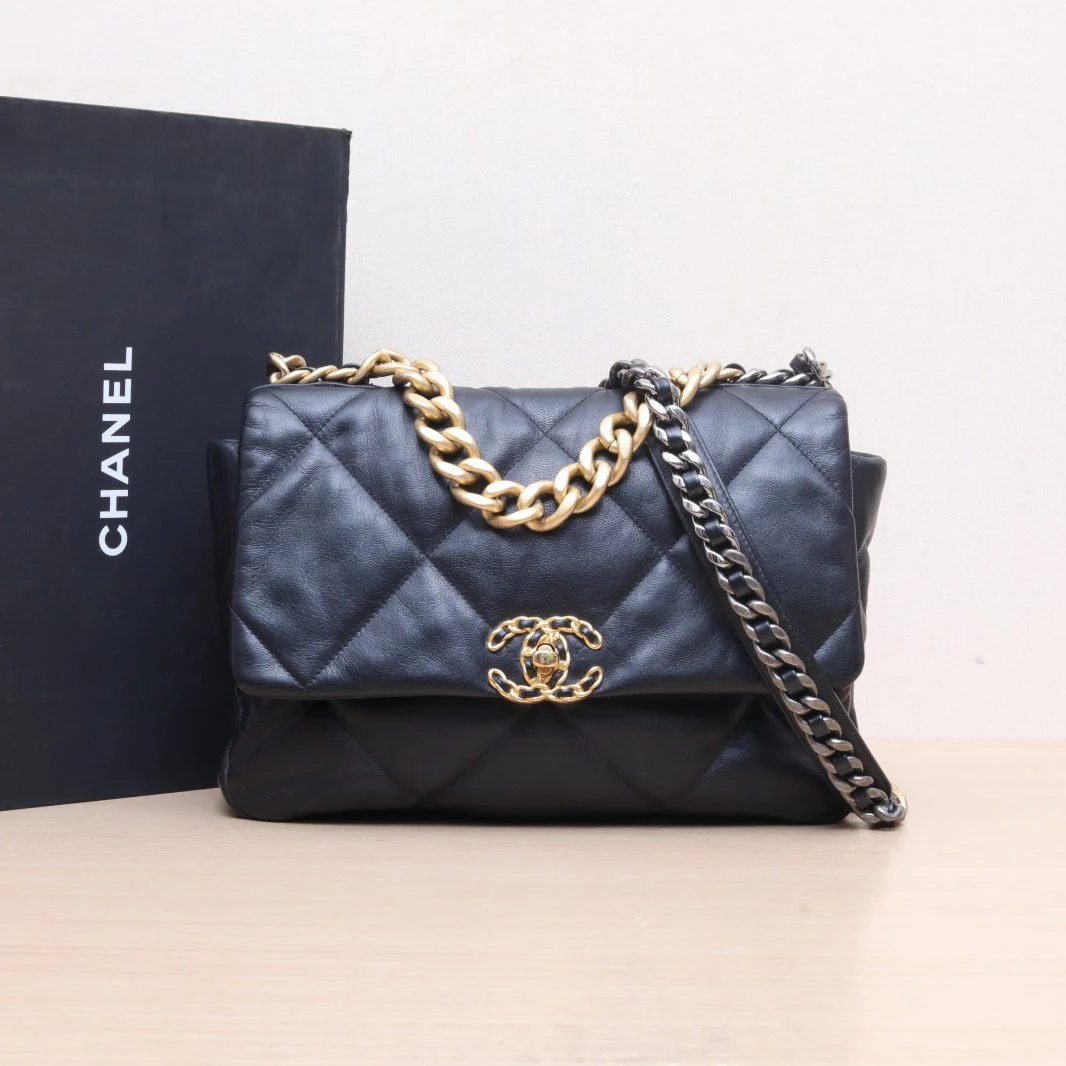 95新 Chanel/香奈儿 【小花念念】19BAG 口盖包 中号 30开 黑色