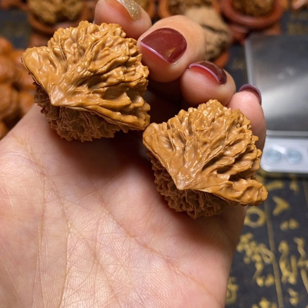 文玩核桃把件蛇头全品