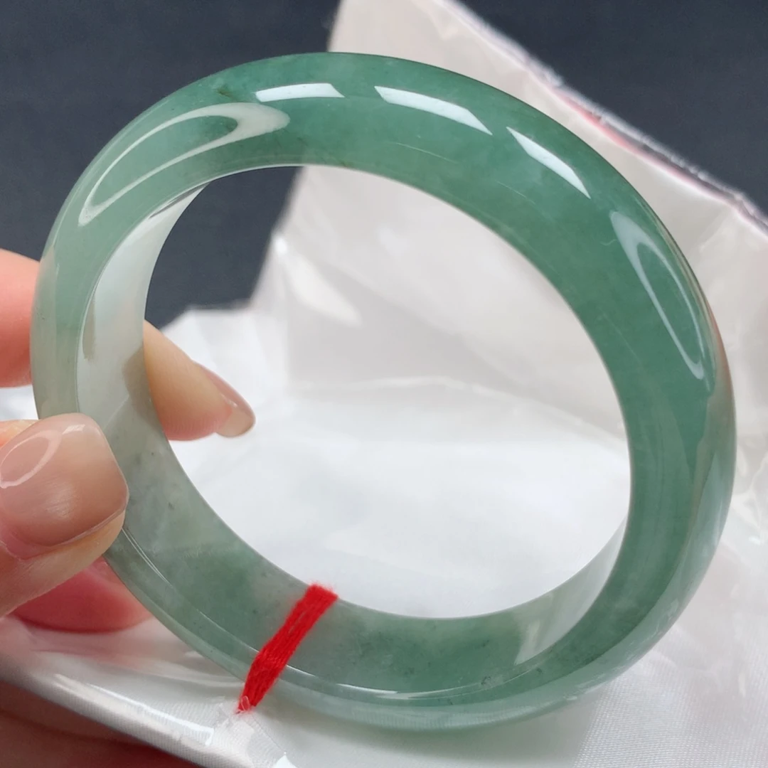 未镶嵌手镯翡翠，16号小轮胎