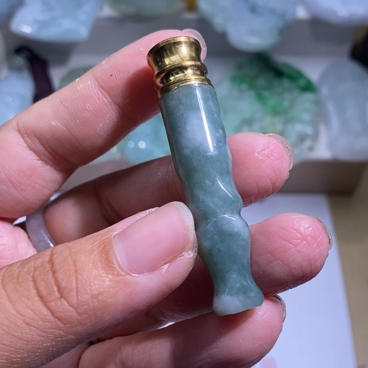 【闪购商品】颈饰未镶嵌翡翠烟嘴