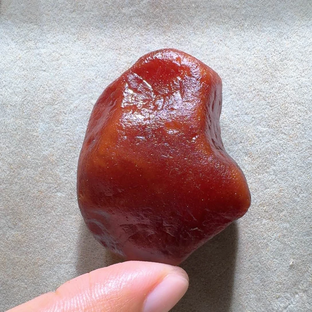 未镶嵌定制琥珀定制