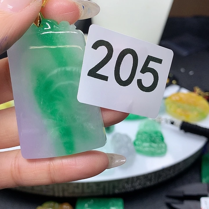 翡翠吊坠(不含链)未镶嵌