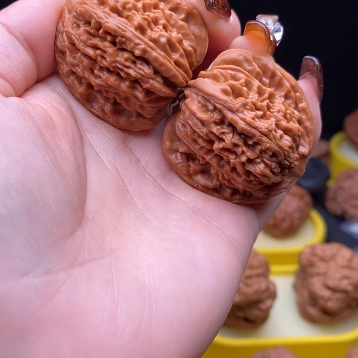 把件文玩核桃三角楼