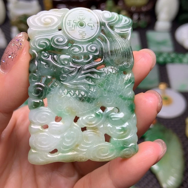 未镶嵌挂件翡翠清