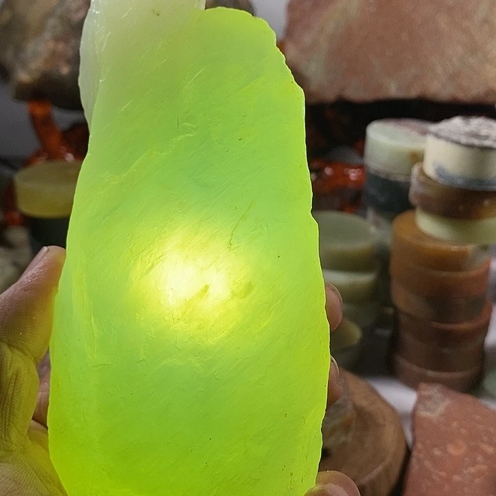 蛇纹石玉合金珠宝奇石