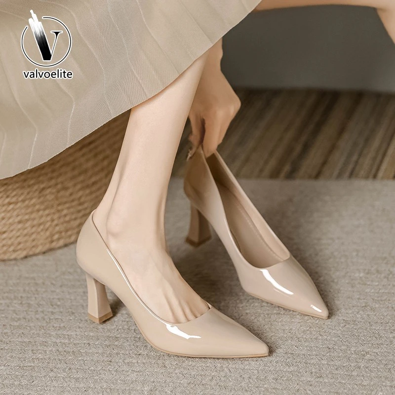 VALVOELITE裸色尖头粗跟高跟鞋女浅口厘米新款复古沙色休闲男鞋