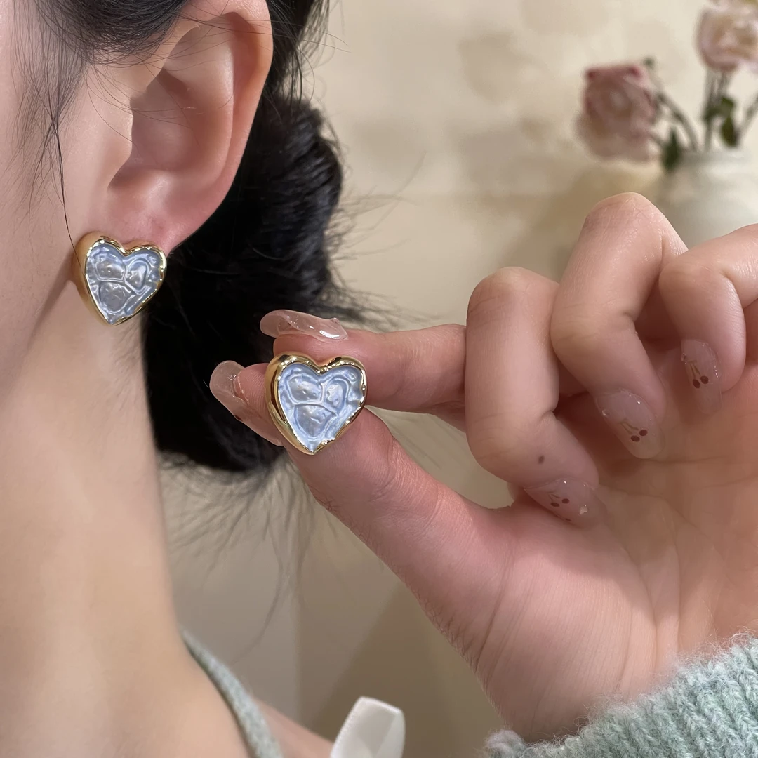 A-108 清冷蓝色爱心耳钉女精致百搭气质耳饰