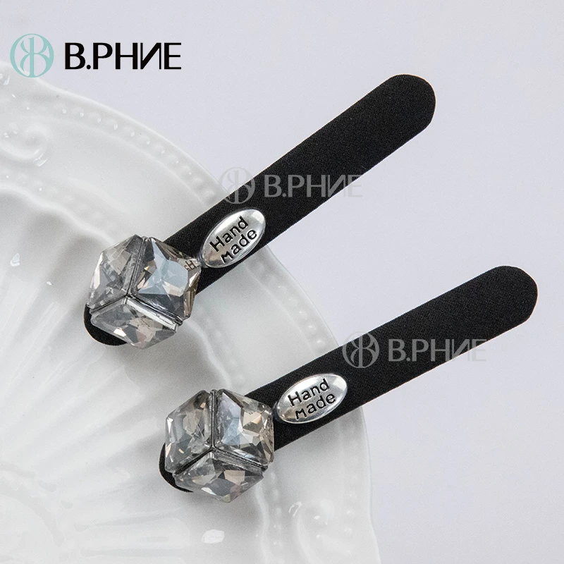 B.【贝菲新品】气质轻奢时尚方糖满钻压夹简约