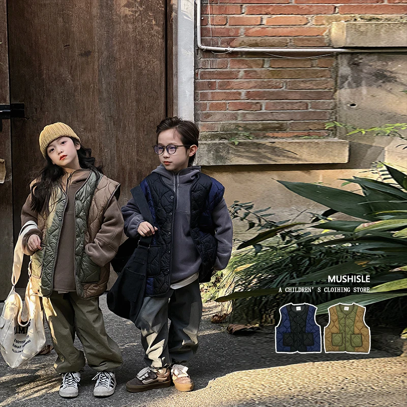 阿又男童冬撞色冬装航线马甲纽扣保暖耐看不过时83302D